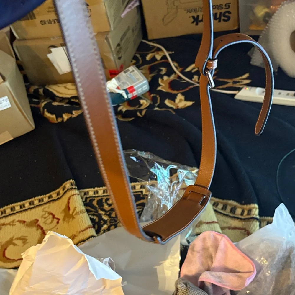 Gucci Navy nylon Messenger Bag with Brown Leather Strap - Picture 14 of 16